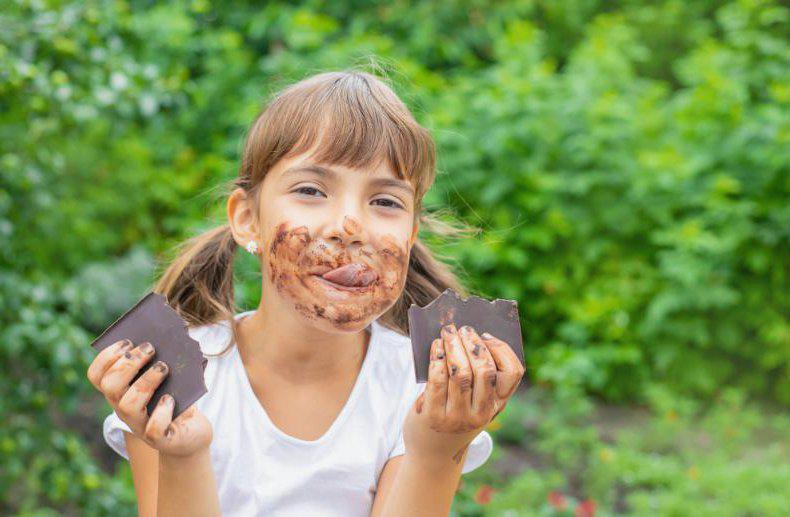Czy powinnam pozwolić swoim dzieciom na czekoladę?